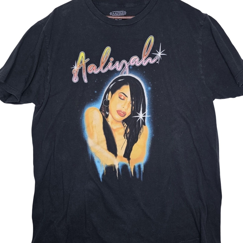 Aaliyah Graphic T-Shirt Mens XL Black Airbrush Portrait R&B Music 100% Cotton - Picture 6 of 10